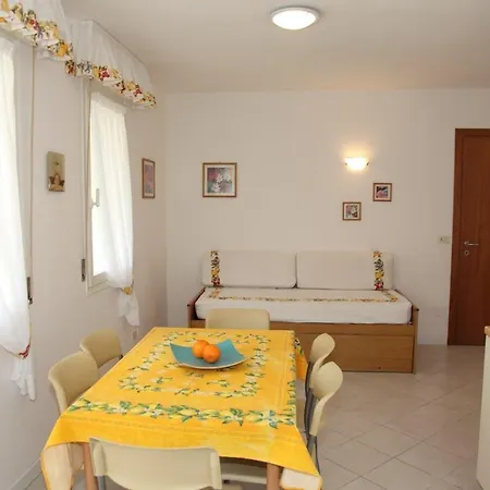 In 25539 * Bibione